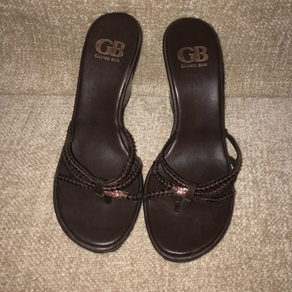 Gianni Bini Brown wedge - Size 7